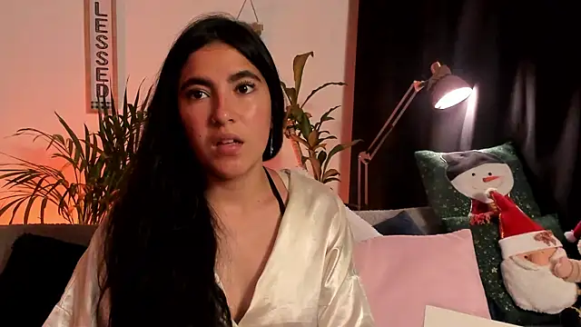 Snapshot of Serenity_Day chatting on 12-10-24, 11:08 Serenity Day online show from 12-10-24, 11:08