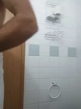 Snapshot of jonyfree1978 chatting on 02-14-25, 11:31 jonyfree1978 online show from 02-14-25, 11:31