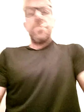 Snapshot of jonyfree1978 chatting on 10-23-25, 05:50 jonyfree1978 online show from 10-23-25, 05:50