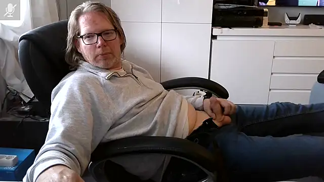 VSteph online show from 06-12-26, 04:16