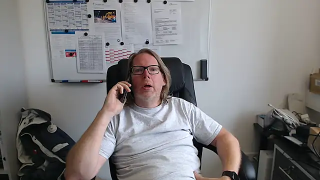 Snapshot of VSteph chatting on 07-22-26, 12:18 VSteph online show from 07-22-26, 12:18