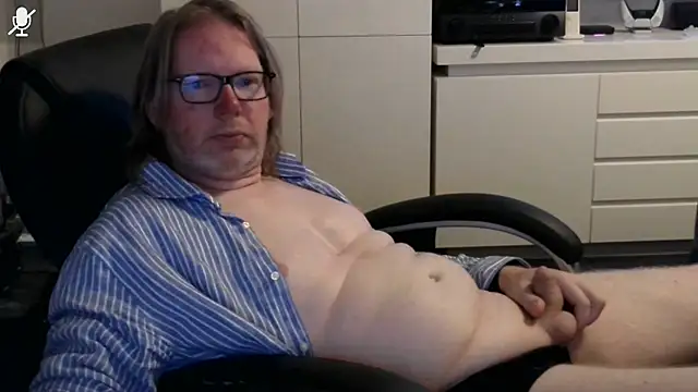 Snapshot of VSteph chatting on 07-03-26, 11:00 VSteph online show from 07-03-26, 11:00