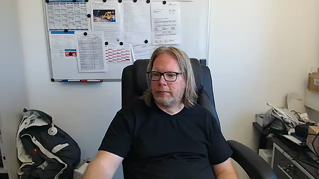 Snapshot of VSteph chatting on 07-29-26, 04:06 VSteph online show from 07-29-26, 04:06