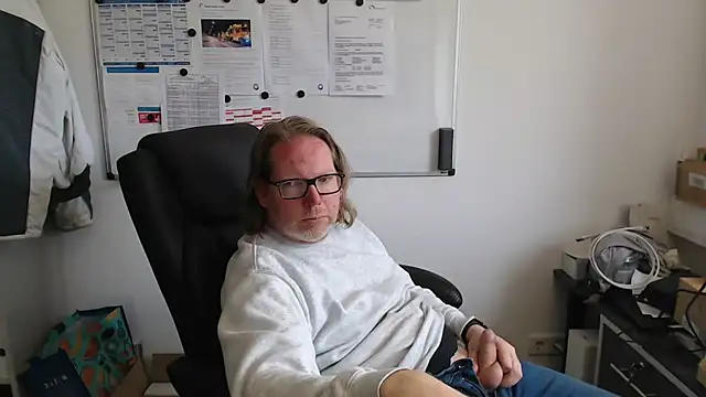 VSteph online show from 05-19-26, 03:08