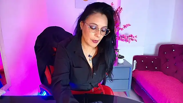 Zuzana21 online show from 06-18-26, 01:05