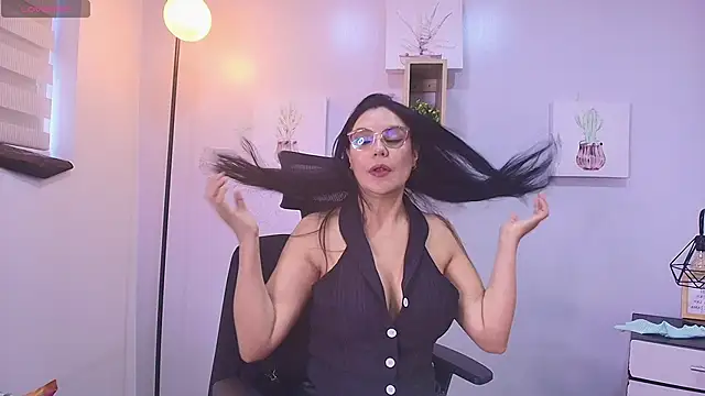 Zuzana21 online show from 04-18-26, 12:51