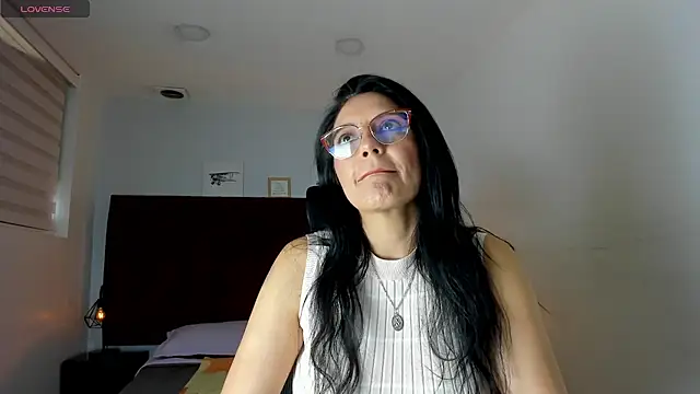 Zuzana21 online show from 03-18-25, 12:50