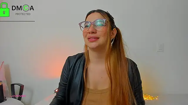 Snapshot of kathryn07 chatting on 03-24-26, 01:05 kathryn07 online show from 03-24-26, 01:05