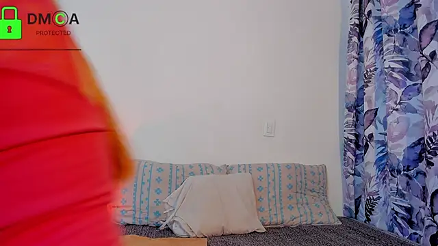 Snapshot of kathryn07 chatting on 04-10-26, 05:03 kathryn07 online show from 04-10-26, 05:03