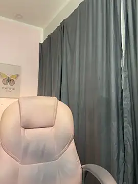 liss black online show from 11-15-25, 03:21