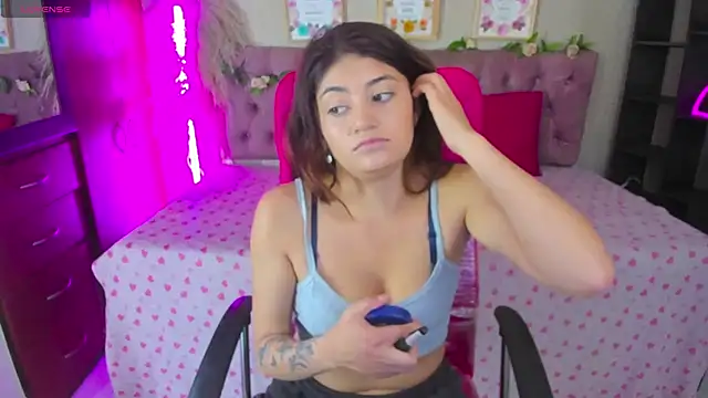 Lia Keen online show from 09-30-25, 08:15