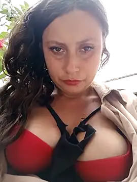 Snapshot of LIA__23 chatting on 02-13-25, 08:55 LIA 23 online show from 02-13-25, 08:55