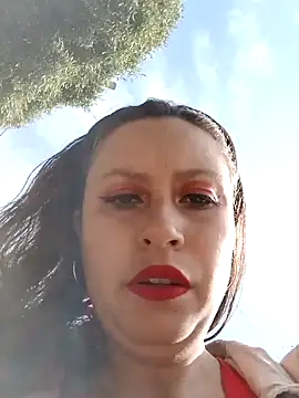 Snapshot of LIA__23 chatting on 02-07-25, 01:22 LIA 23 online show from 02-07-25, 01:22