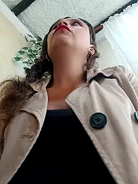 Snapshot of LIA__23 chatting on 02-13-25, 04:07 LIA 23 online show from 02-13-25, 04:07