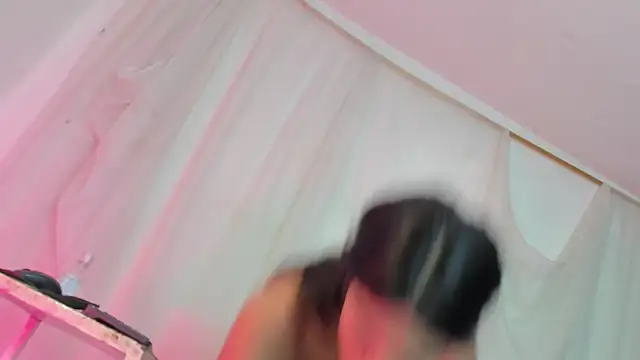 Itsme Daniela online show from 04-04-26, 04:35