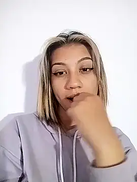 Snapshot of nina_carther chatting on 02-23-25, 01:57 nina carther online show from 02-23-25, 01:57