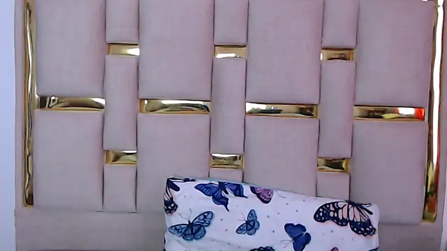 nina carther online show from 11-15-25, 11:14