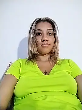 Snapshot of nina_carther chatting on 02-13-25, 03:45 nina carther online show from 02-13-25, 03:45