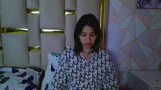 nina carther online show from 12-20-25, 11:02