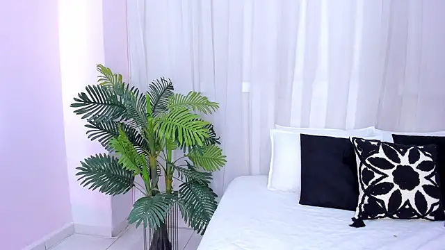 Snapshot of Jasmin_evano29 chatting on 07-02-26, 05:52 Jasmin evano29 online show from 07-02-26, 05:52