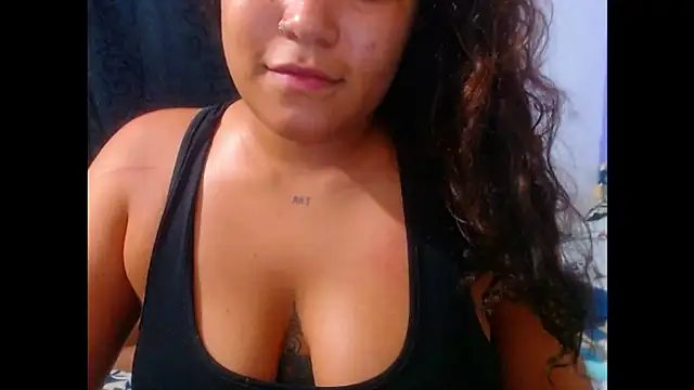 Snapshot of perverted_couple_- chatting on 09-20-25, 11:43 perverted couple - online show from 09-20-25, 11:43