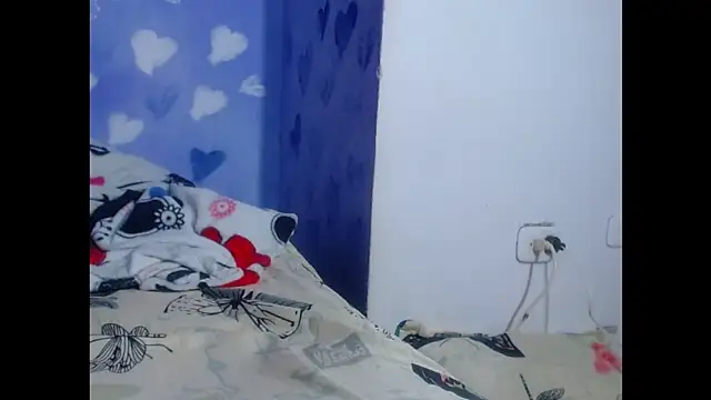 Snapshot of perverted_couple_- chatting on 09-17-25, 11:40 perverted couple - online show from 09-17-25, 11:40