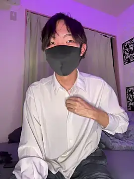 Snapshot of UKI06 chatting on 01-15-25, 04:21 UKI06 online show from 01-15-25, 04:21