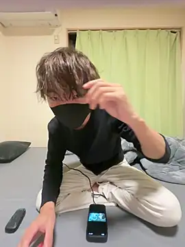 Snapshot of UKI06 chatting on 01-16-26, 01:15 UKI06 online show from 01-16-26, 01:15