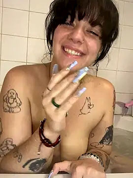 Snapshot of pircilla23 chatting on 09-14-25, 05:02 pircilla23 online show from 09-14-25, 05:02