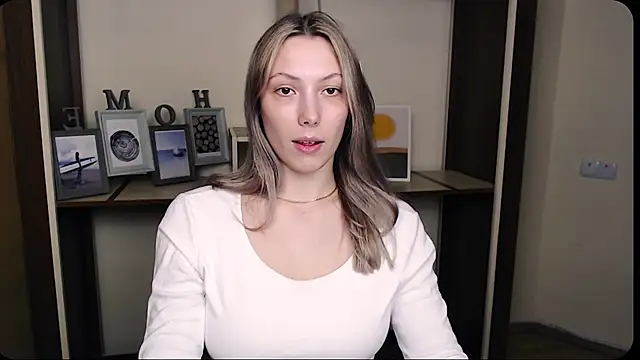 VanessaMay  online show from 03-29-26, 04:41