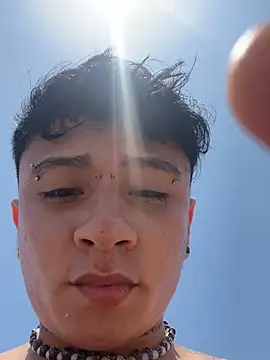 daimond 01 online show from 04-12-26, 05:49