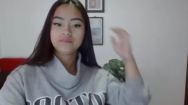 Snapshot of NatalyEscobar_lx chatting on 04-11-26, 01:48 NatalyEscobar lx online show from 04-11-26, 01:48