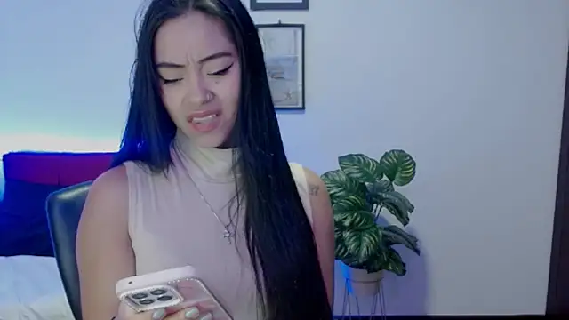 Snapshot of NatalyEscobar_lx chatting on 03-17-26, 02:20 NatalyEscobar lx online show from 03-17-26, 02:20
