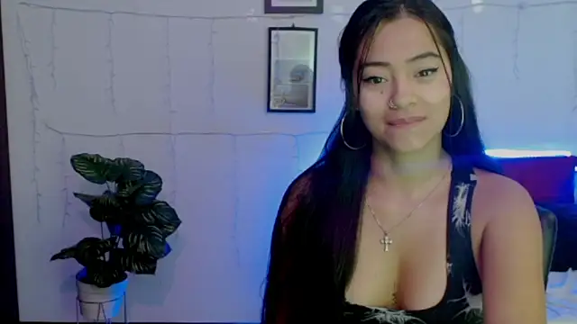 Snapshot of NatalyEscobar_lx chatting on 04-21-26, 02:12 NatalyEscobar lx online show from 04-21-26, 02:12
