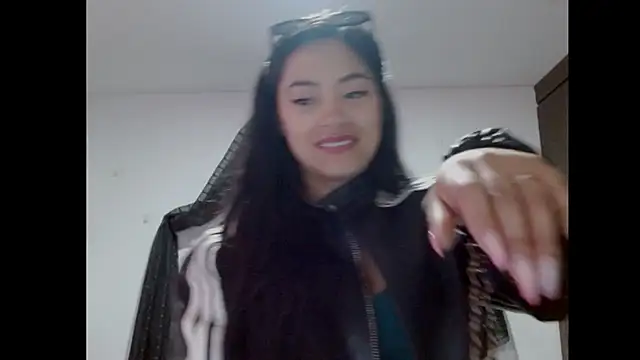 NatalyEscobar lx online show from 03-12-25, 12:04