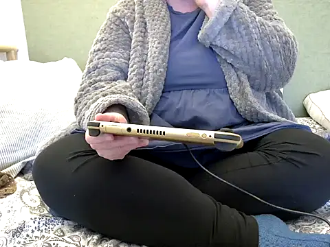 MarthaBriest online show from 11-15-25, 08:51