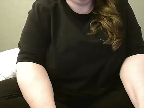 Snapshot of MarthaBriest chatting on 02-20-25, 07:01 MarthaBriest online show from 02-20-25, 07:01