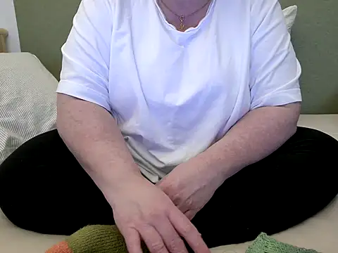 MarthaBriest online show from 04-18-26, 07:22