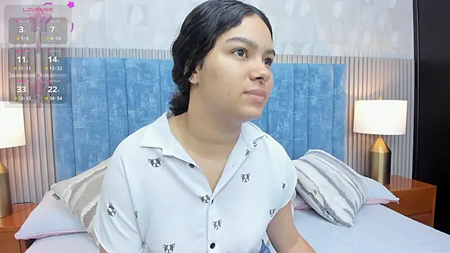 pretty sunlight  online show from 10-26-25, 02:01