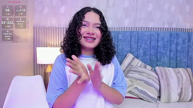 pretty sunlight  online show from 12-18-25, 02:05