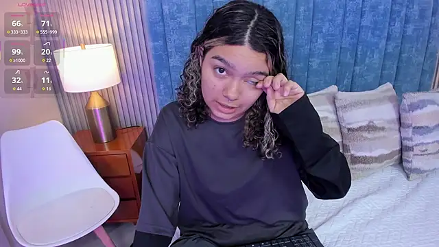 pretty sunlight  online show from 03-05-26, 01:24