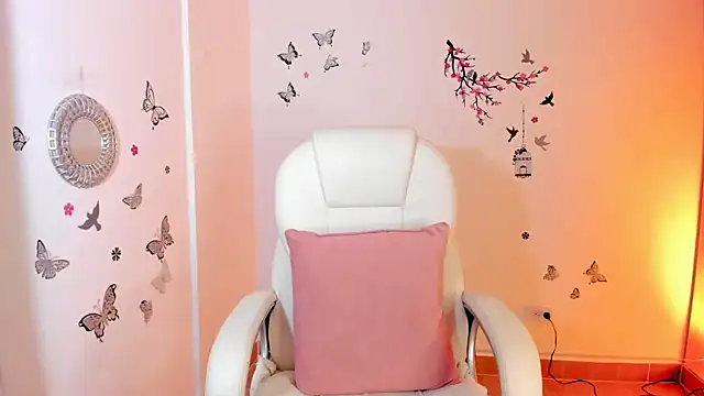 melody starr online show from 09-29-25, 10:37