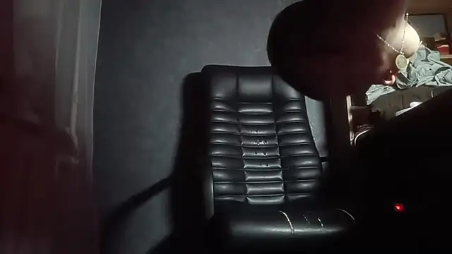 Hungry  Puppy online show from 10-03-25, 02:15