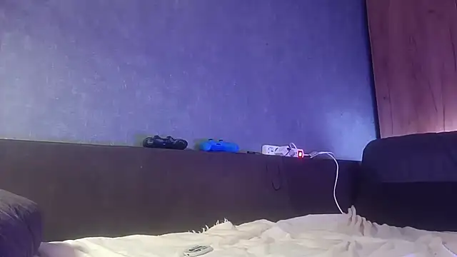 Hungry  Puppy online show from 10-13-25, 07:37