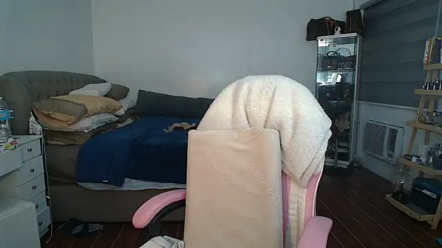 Snapshot of aya_saki chatting on 09-25-25, 08:31 aya saki online show from 09-25-25, 08:31