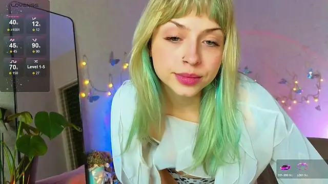 lavenderluxe online show from 12-15-25, 12:22