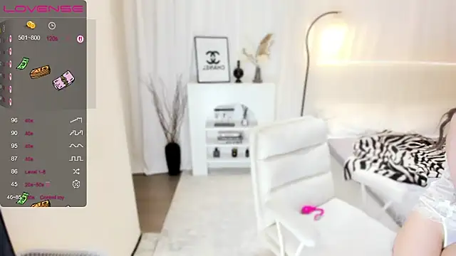 Snapshot of bdbdzs chatting on 12-15-25, 07:20 bdbdzs online show from 12-15-25, 07:20