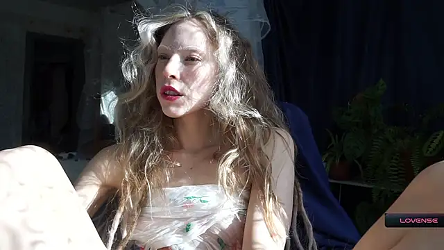  Phantom thread  online show from 03-06-26, 11:27