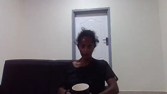 sweets 80 online show from 02-15-26, 04:35