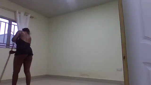 sweets 80 online show from 04-14-26, 04:06